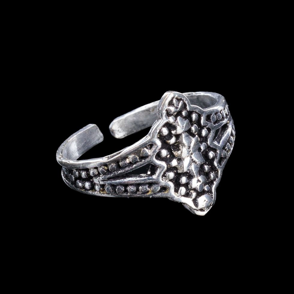 Pierścień na stopę z niemieckiego srebra Salimah India