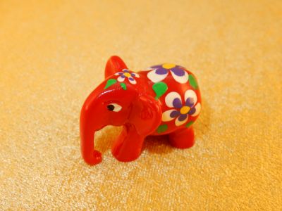 Ręcznie malowany słoń Bawah Merah