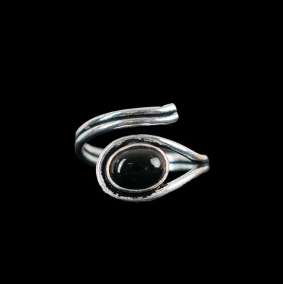 Pierścień z niemieckiego srebra Ovidie Onyks czarny